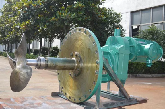 Wall Mounted Agitator